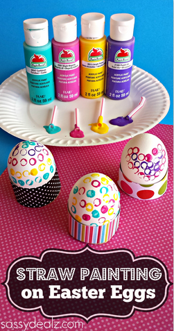 decorating-easter-eggs-with-straws