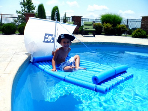 diy-pool-noodle-raft-for-a-pool