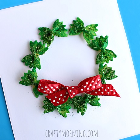 bow-tie-noodle-wreath-christmas-craft-for-kids