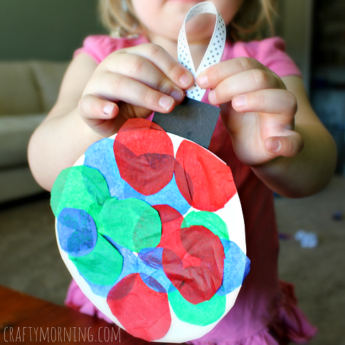 paper-plate-tissue-paper-ornament-craft-for-kids-