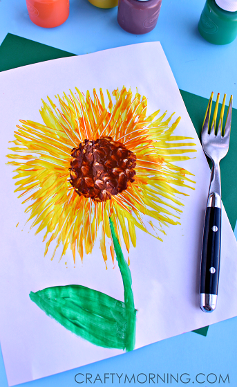 fork-print-sunflower-craft-for-kids-