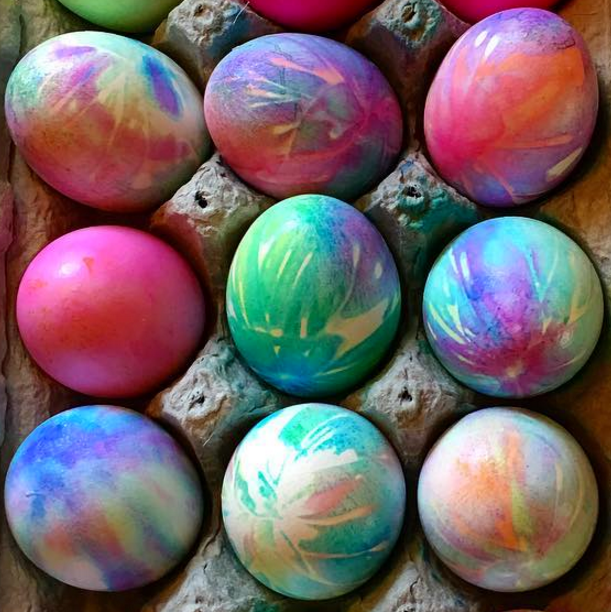 Tie-Dye Easter Egg Decorating Idea