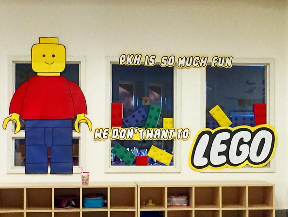 lego-end-of-the-year-classroom-bulletin-board