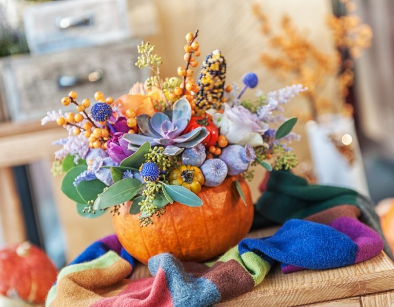 Make Pumpkin Vases - Crafty Morning