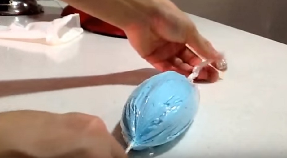Ultimate Icing Trick Using Plastic Wrap