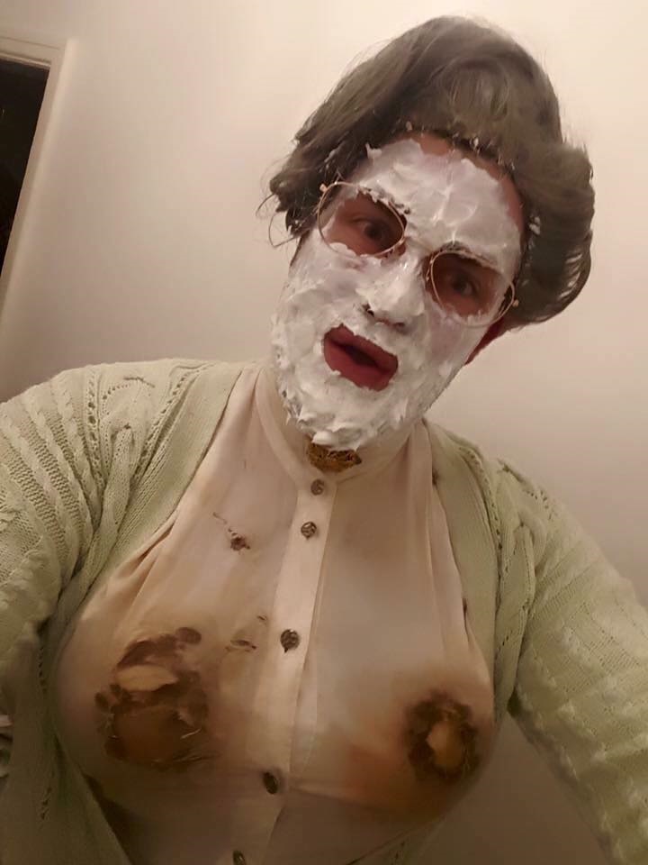 Mrs. Doubtfire Halloween Costume
